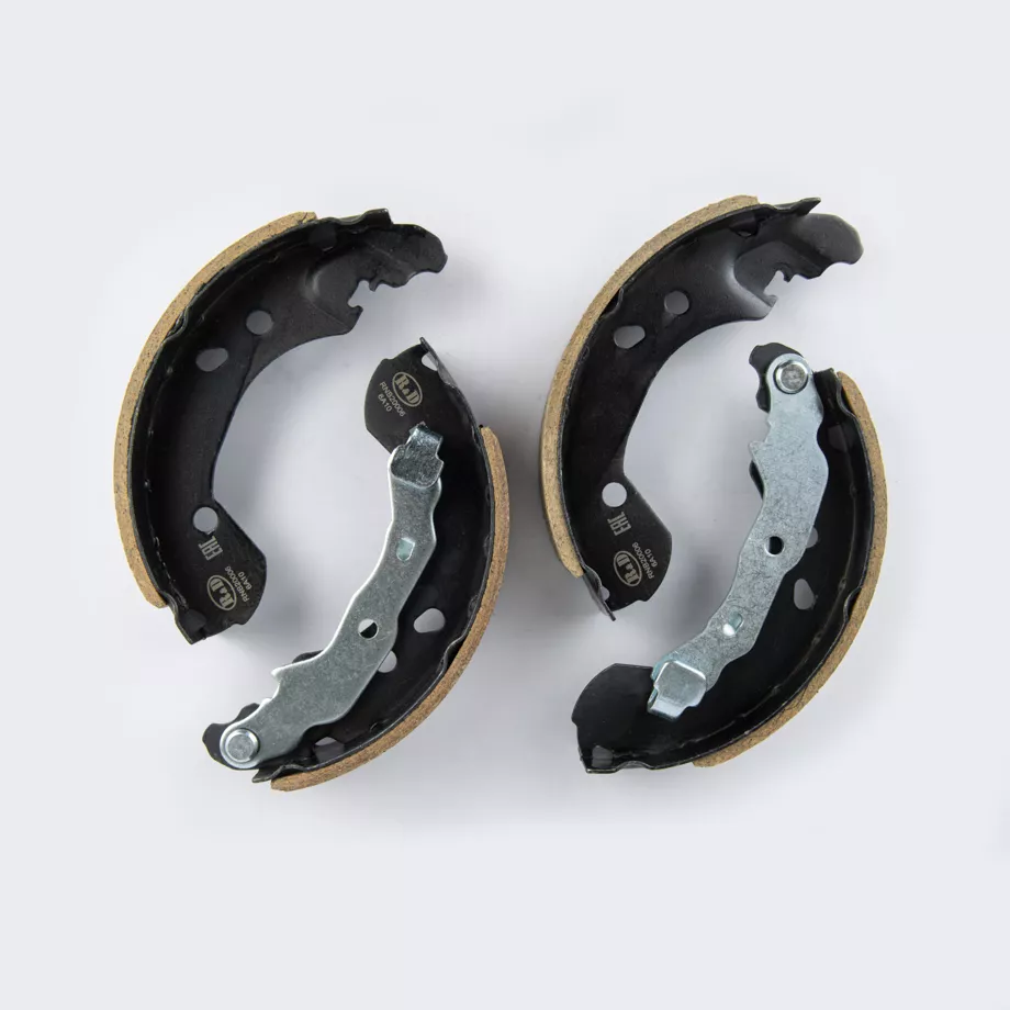 Тормозные колодки барабанные  R&D LADA VESTA, RENAULT CLIO III, RENAULT MODUS, NISSAN MICRA III, NISSAN NOTE, NISSAN TIIDA